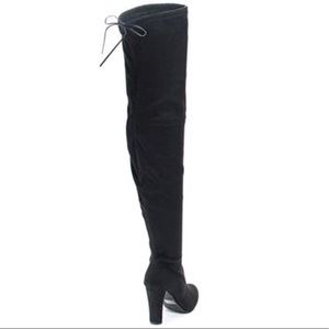 Thigh high boots 🖤